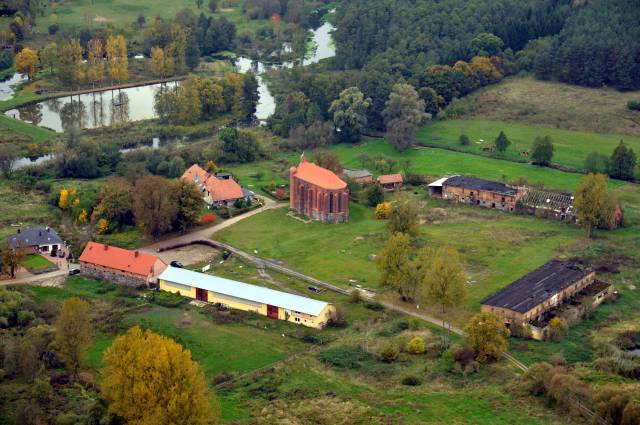 Vorwerkskomplex in Chwarszczany
