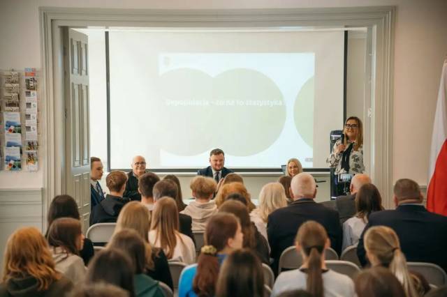 Young people for the future of Dębno – a debate on depopulation